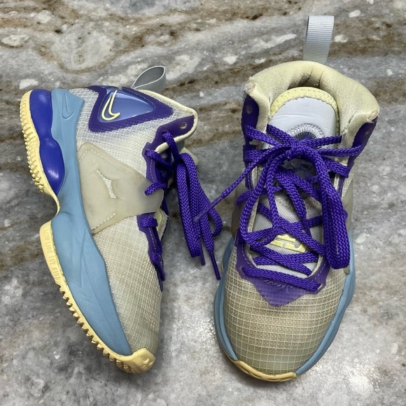 Nike Lebron 19 PS 'Easter' Sneakers 12 Toddler - Picture 1 of 12